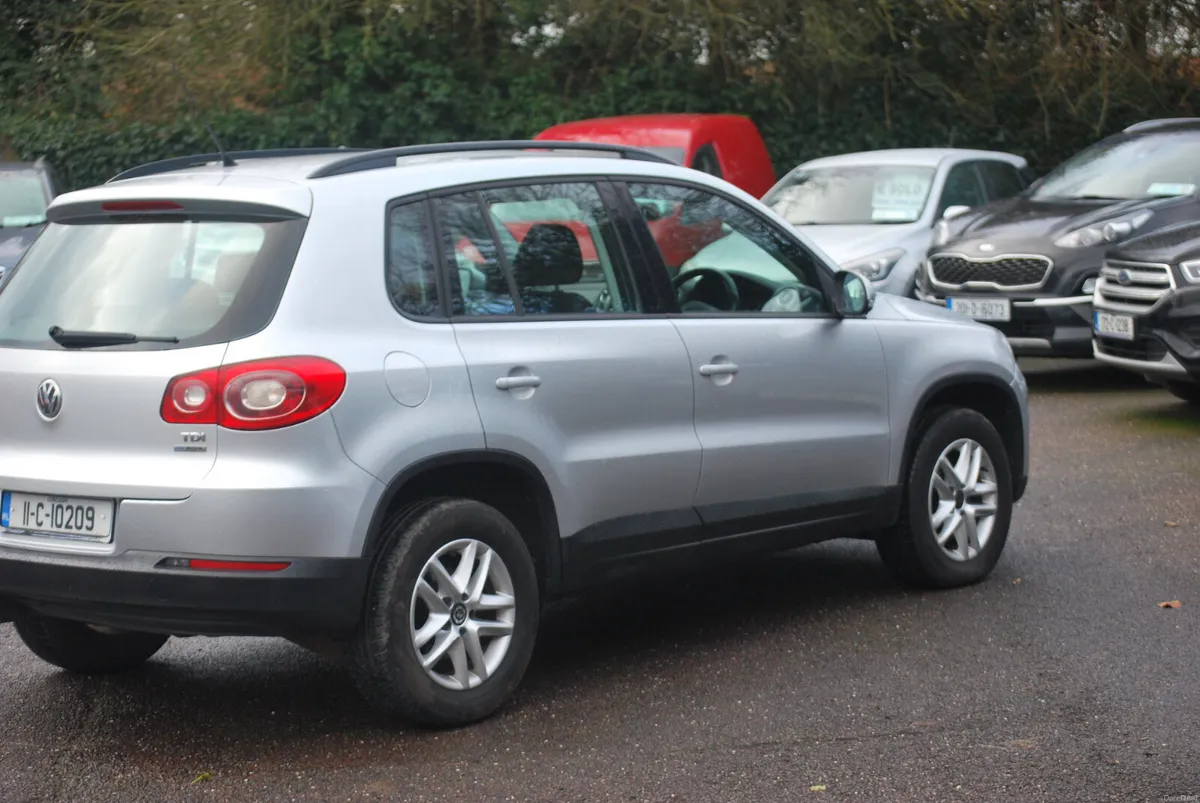 Volkswagen Tiguan 2011 2.0 TDI - Image 4