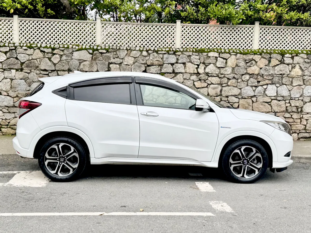 Honda Vezel 2015!!HYBRID!!AUTO!!ONLY68K MLS!! - Image 3