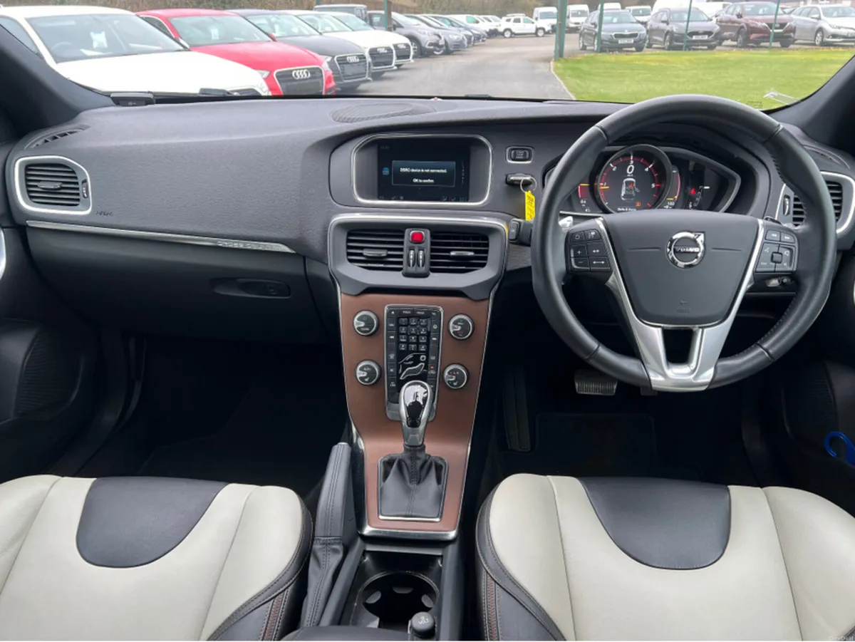 Volvo V40 D4 dynamic edition - Image 6