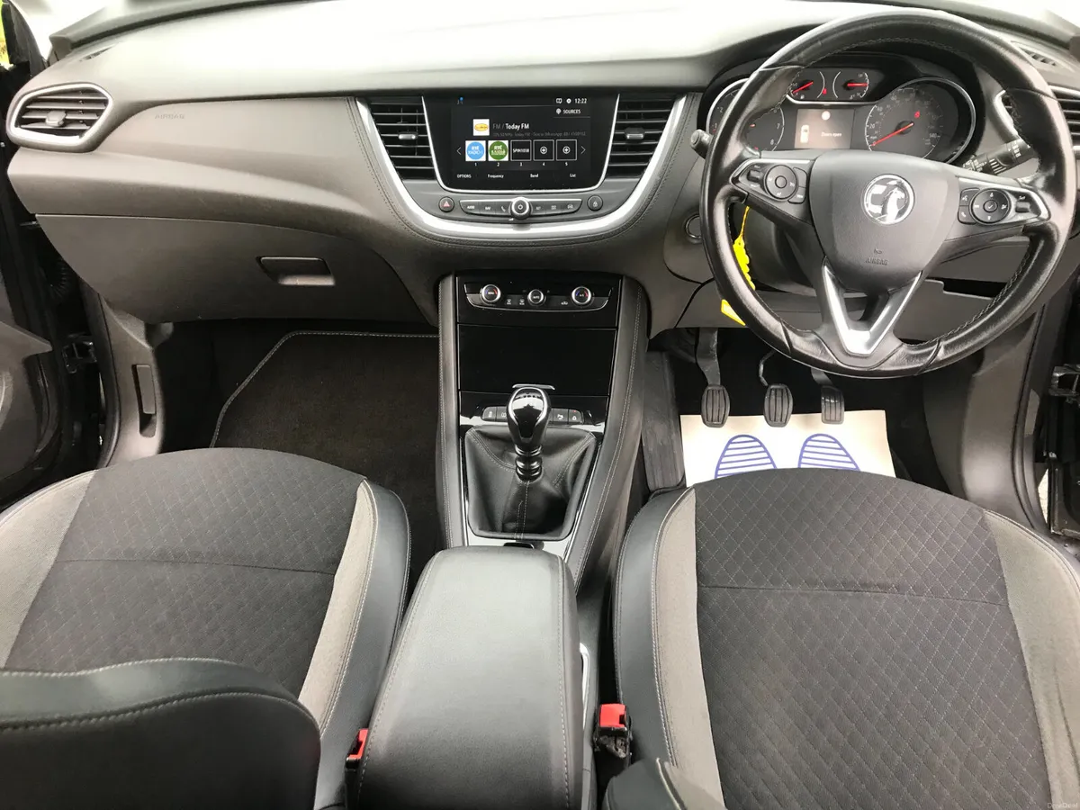 181 Opel/Vauxhall Grandland X Sport Nav Irish Car - Image 2