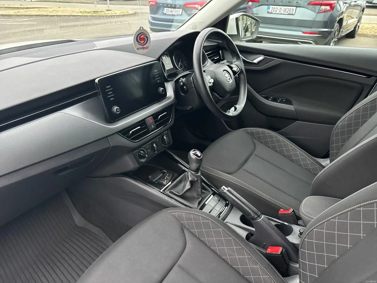 Skoda Kamiq 1.0TSI 115hp Ambition - Image 3