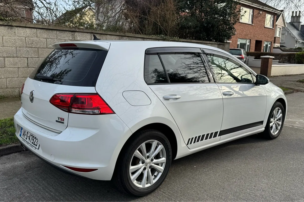 Volkswagen Golf 1.4 TSI Automatic - Image 2