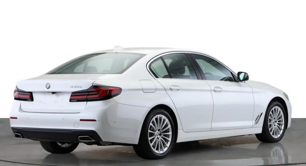 Bmw 530 Luxury Model Low KM - Image 4