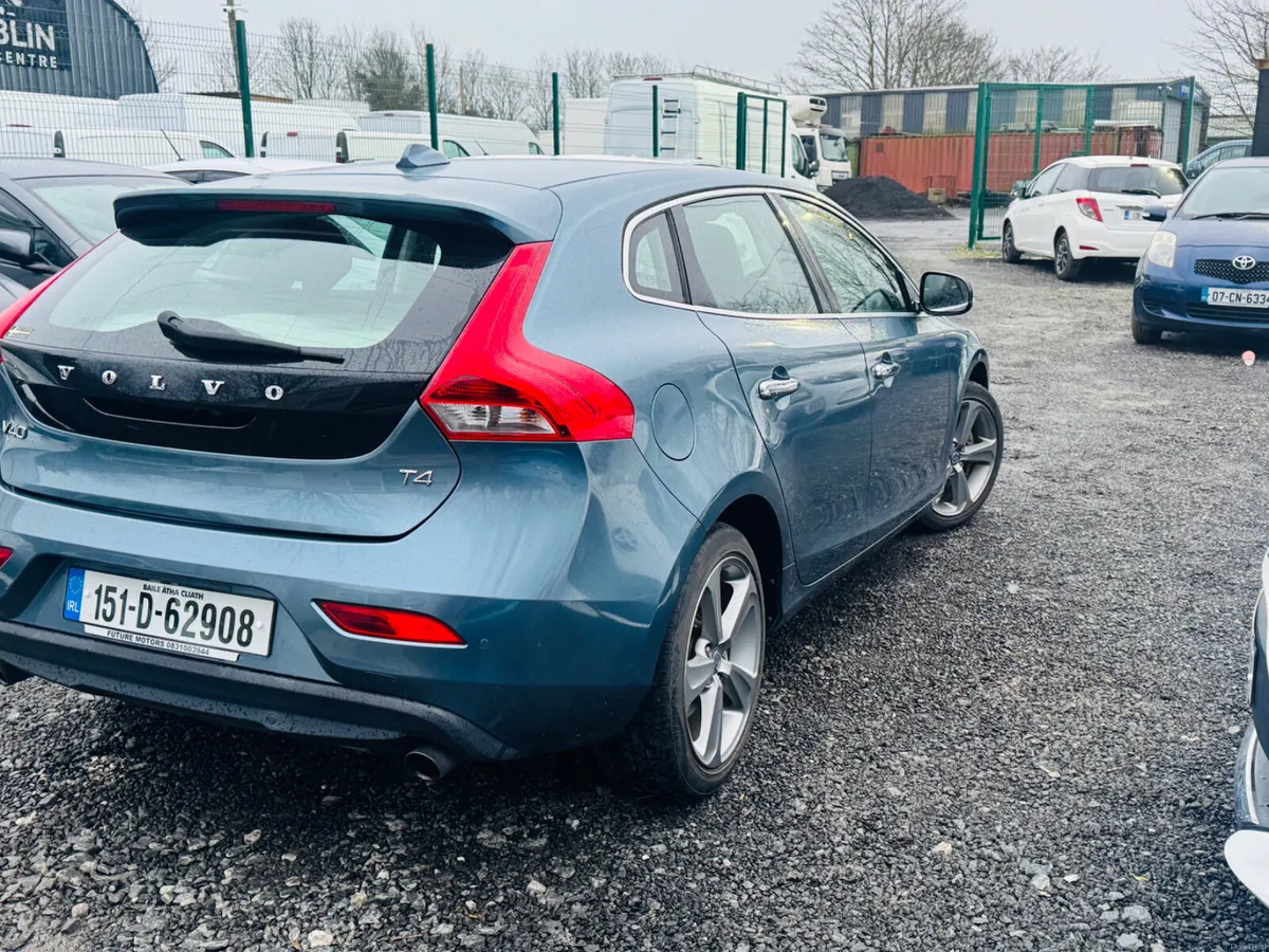 2014 Volvo V40 1.6 Automatic - Image 4