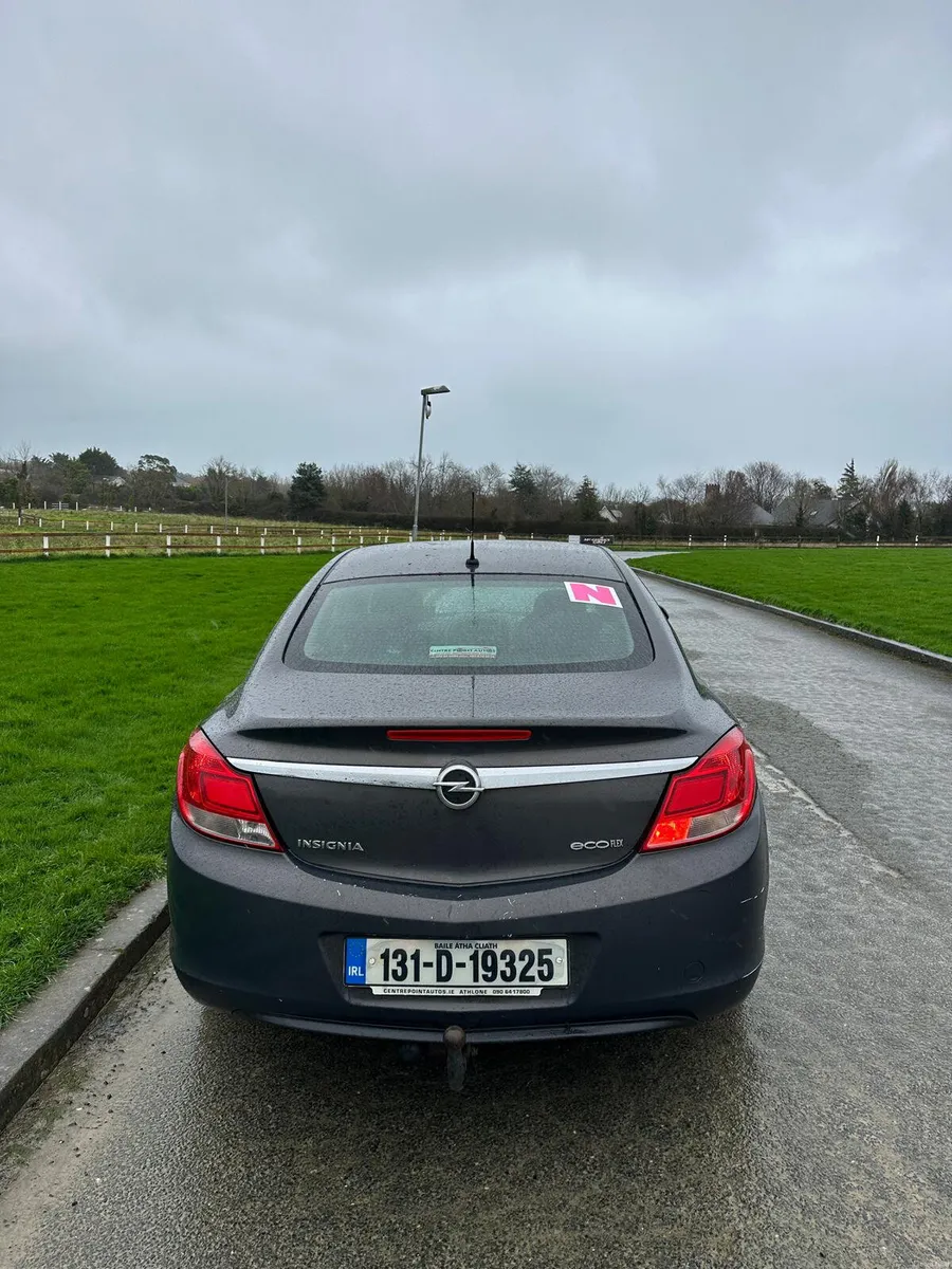 Opel Insignia 2013 Nct 8/2026 - Image 3