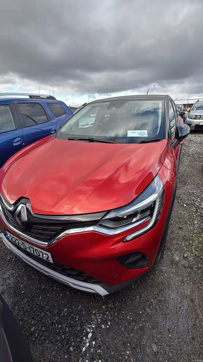 Renault Captur 2022 - Image 1