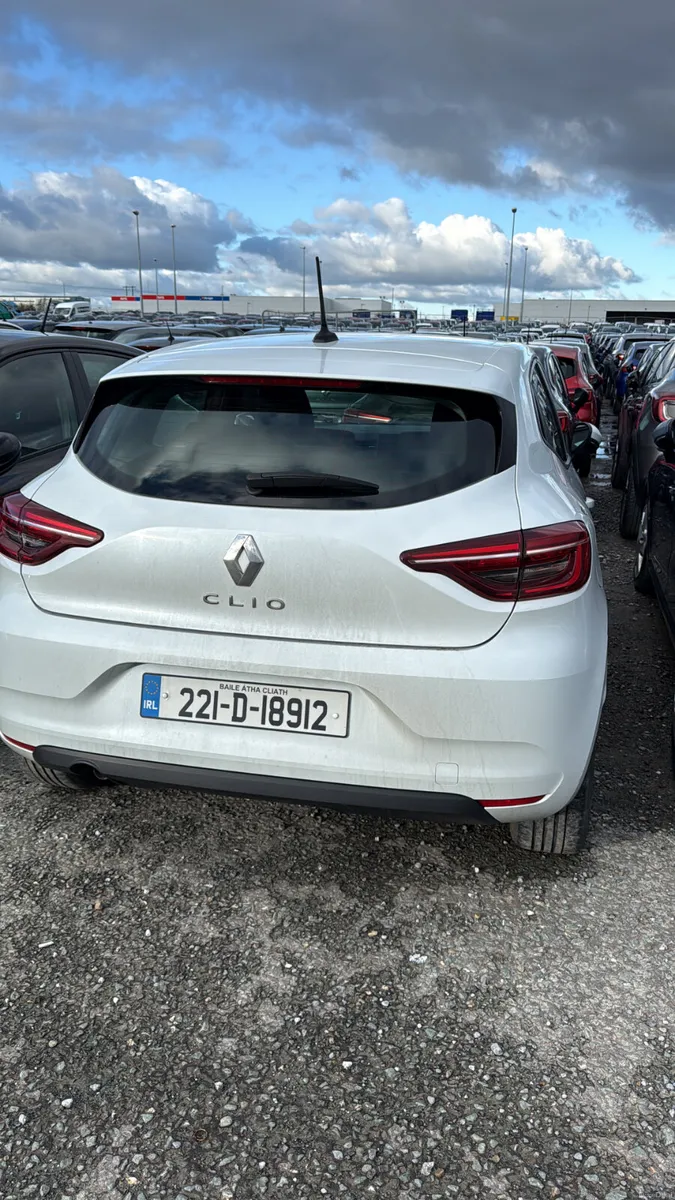 Renault Clio 2022 - Image 2