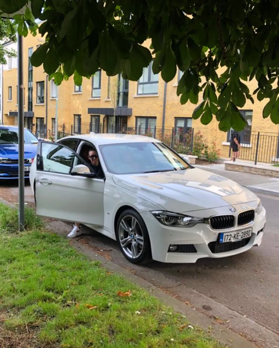 2017 BMW 330e M Sport | Alpine White | Red Leather - Image 1