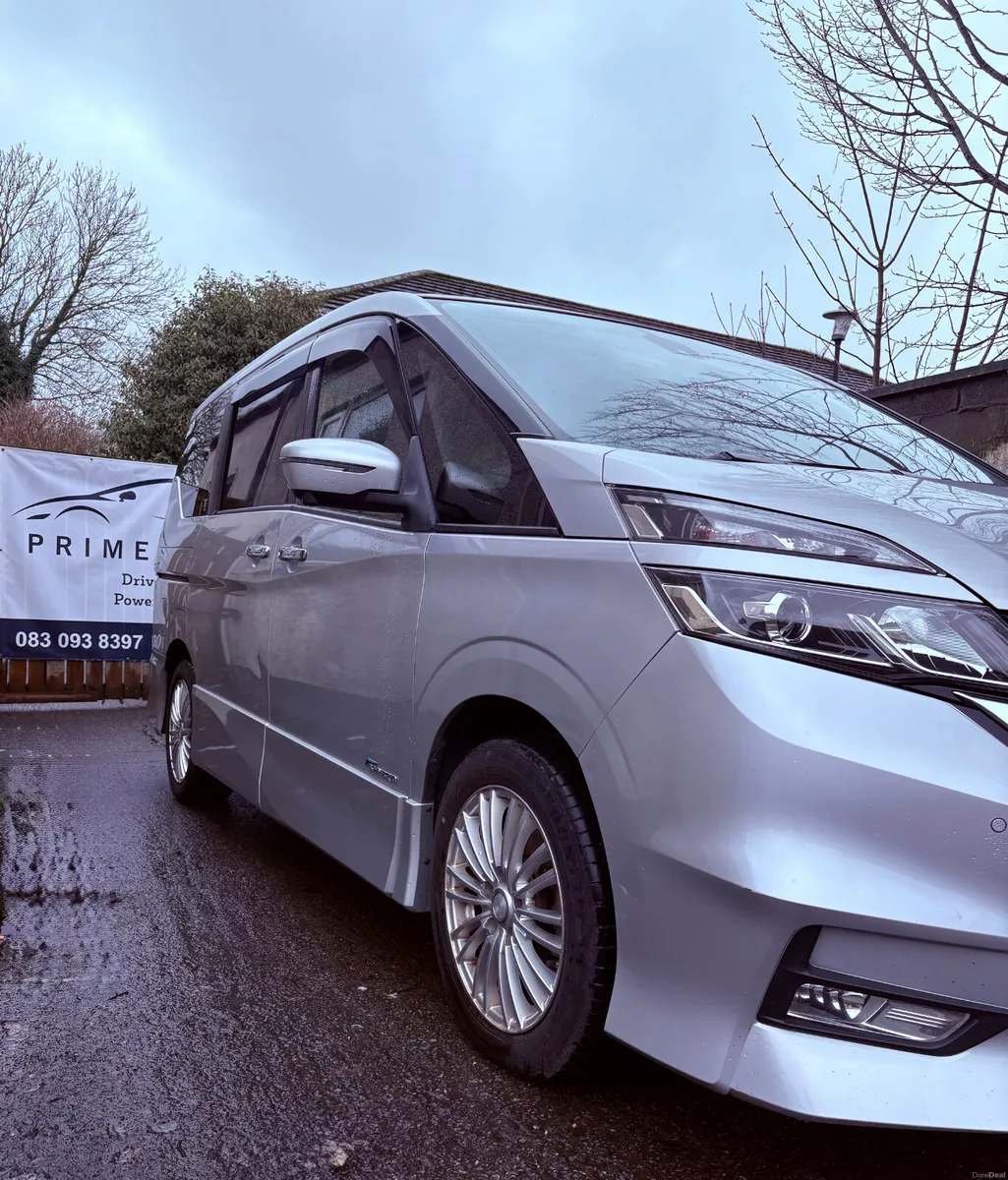 Nissan Serena Highway Star 2017 - 8 Seater - Image 2