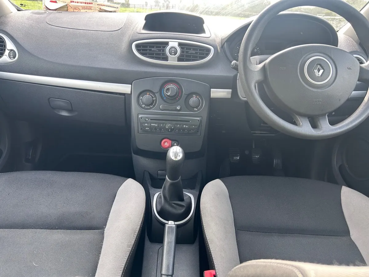 Renault Clio 2012 - Image 4