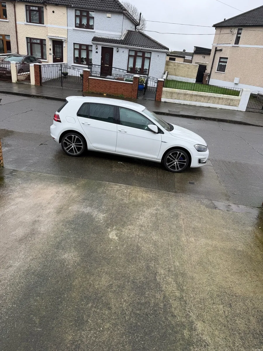 Volkswagen Golf gte - Image 4