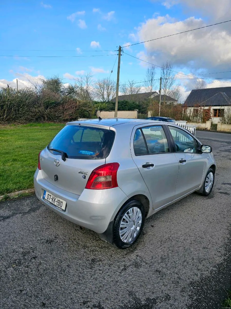 Toyota yaris - Image 3