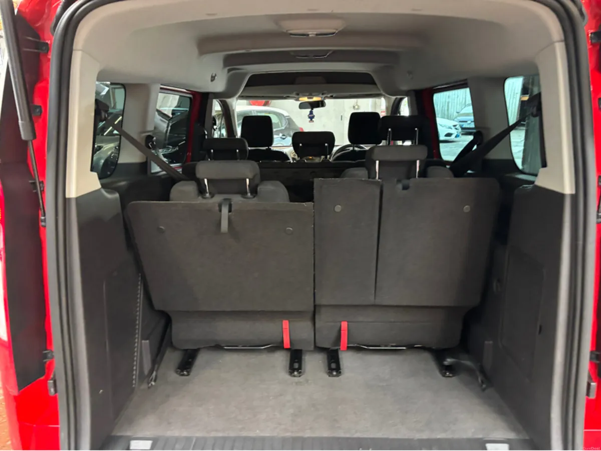 Ford Tourneo Connect GRAND 1.5 TDCI 100PS STYLE 7 - Image 4