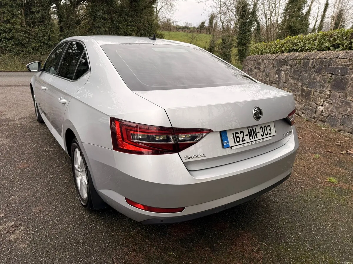 162 Skoda Superb 1.6TDI Ambition - Image 4