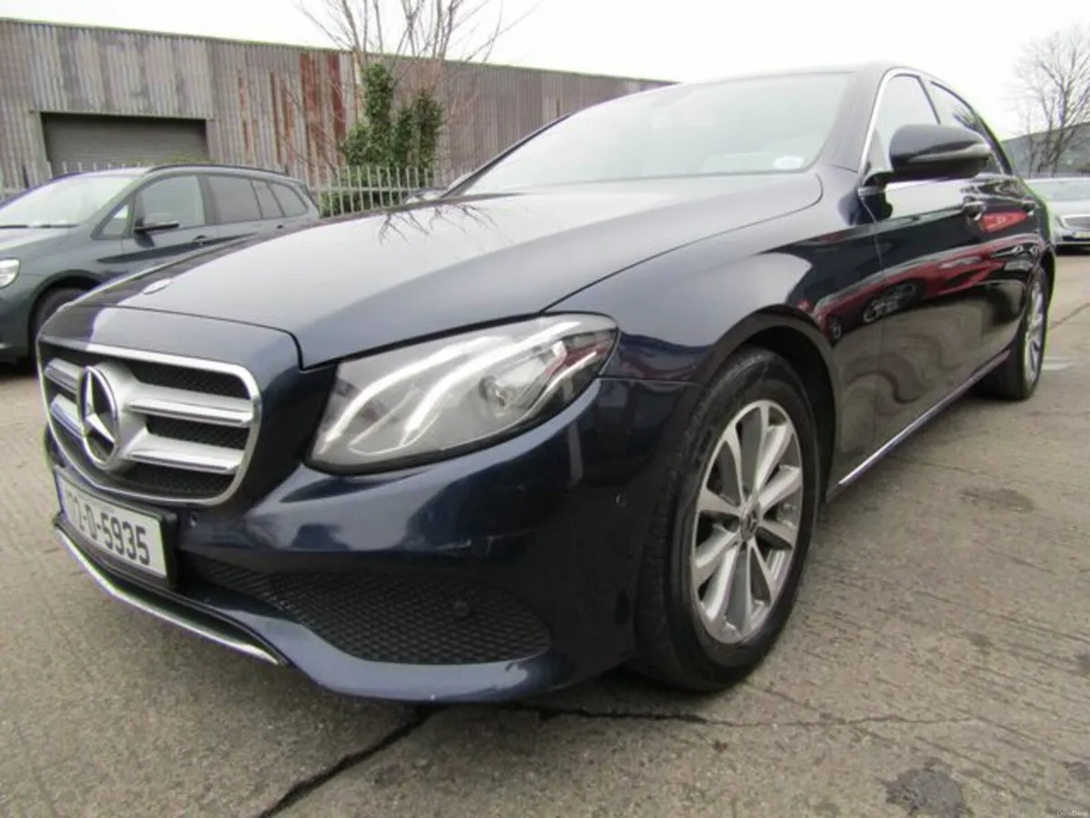 Mercedes-Benz E-Class E 220 d D Avantgarde 4DR Aut - Image 3