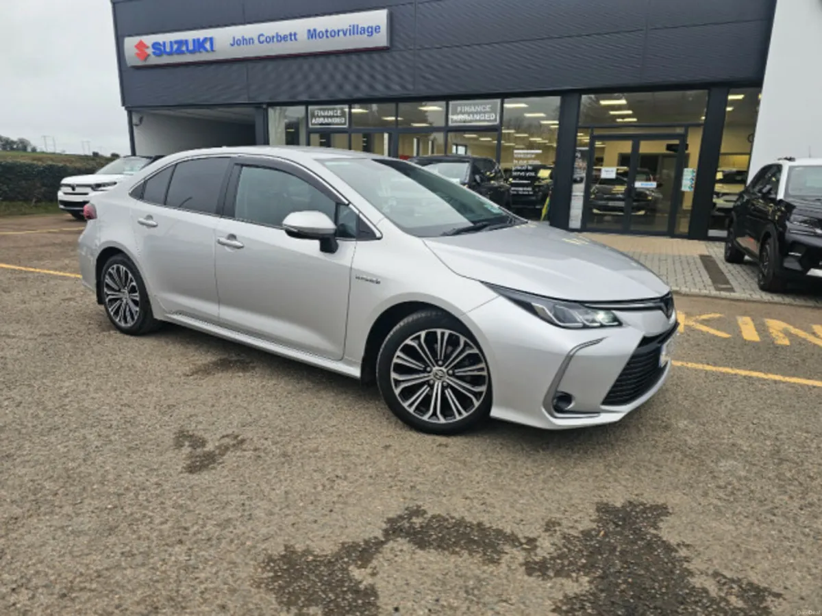 Toyota Corolla Luna Sport Auto - Image 2