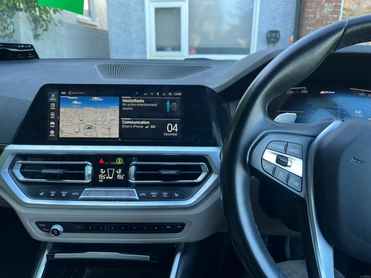 BMW 3-Series 2020 - Image 1