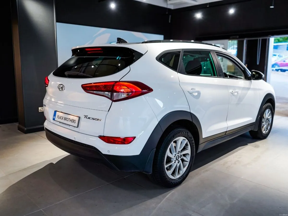 2017 Hyundai Tucson ix35 1.7 Premium Manual - Image 4