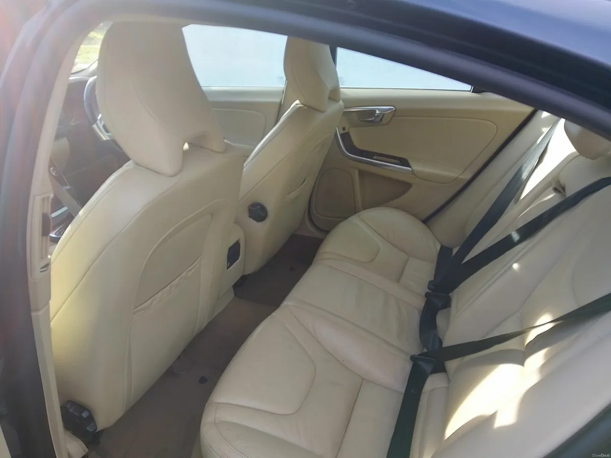 Volvo S60 2013 - Image 3