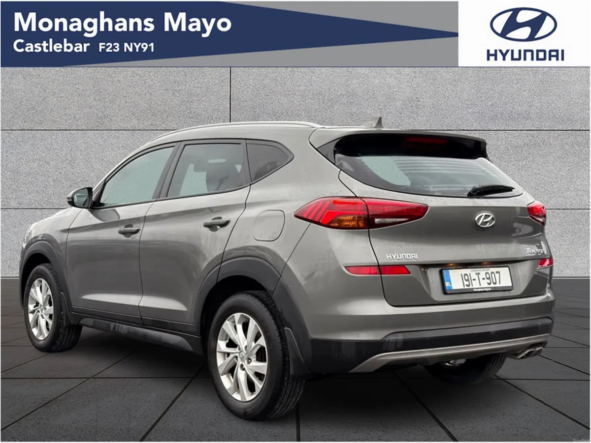Hyundai Tucson EXECUTIVE 1.6 DIESEL - Image 3