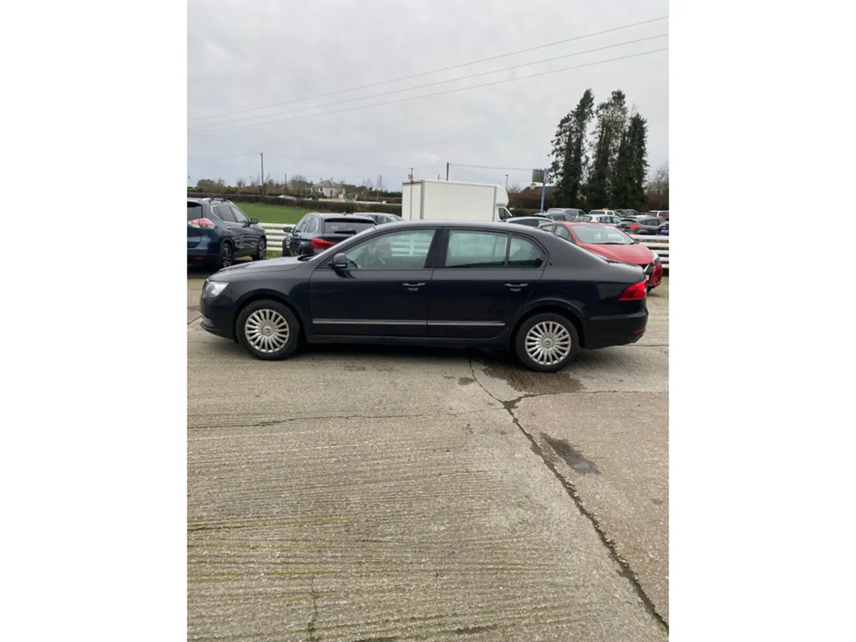 Skoda Superb Active - Image 4