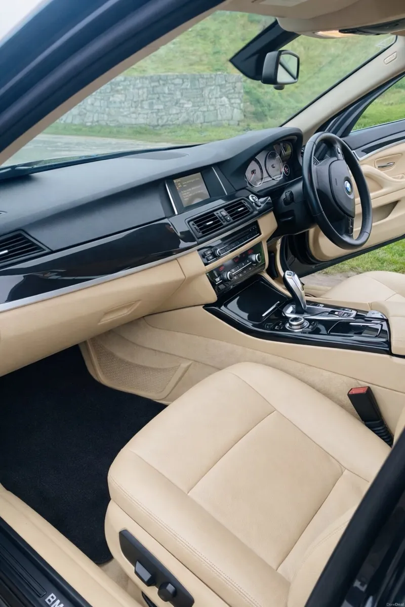 BMW 5 Series Automatic 2013 - clean car - Image 3