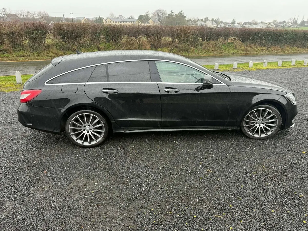 Mercedes-Benz CLS 3.0 DIESEL AUTOMATIC - Image 4