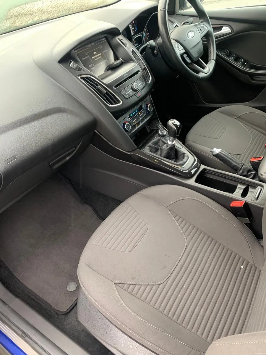 Ford Focus - Image 4