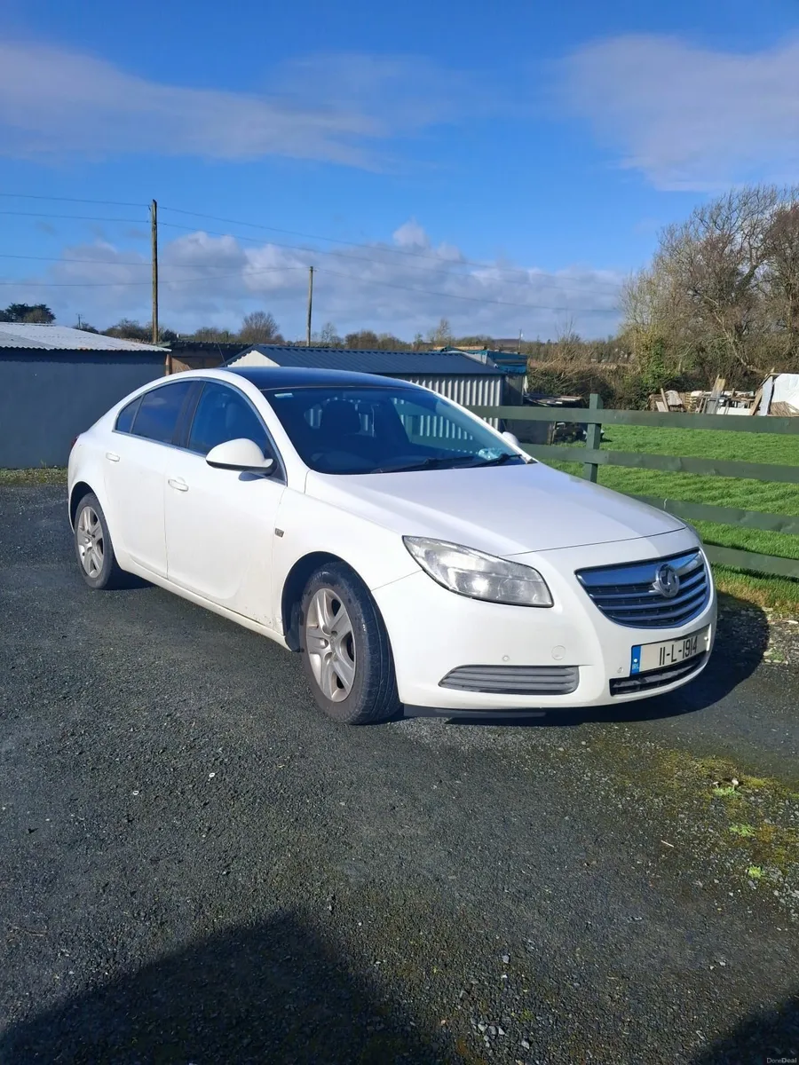 Vauxhall Insignia 2011 - Image 1