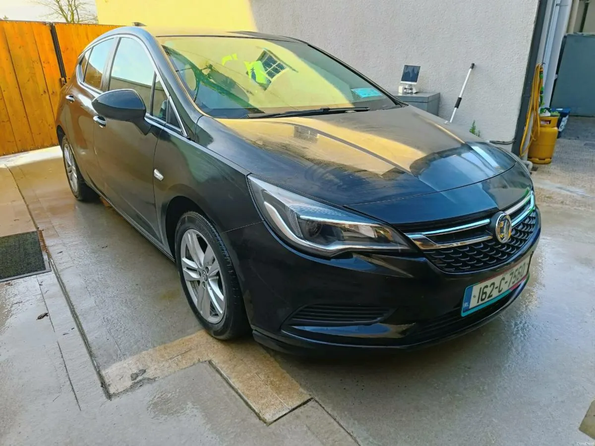 Vauxhall Astra 1.6 CDTI - Image 1
