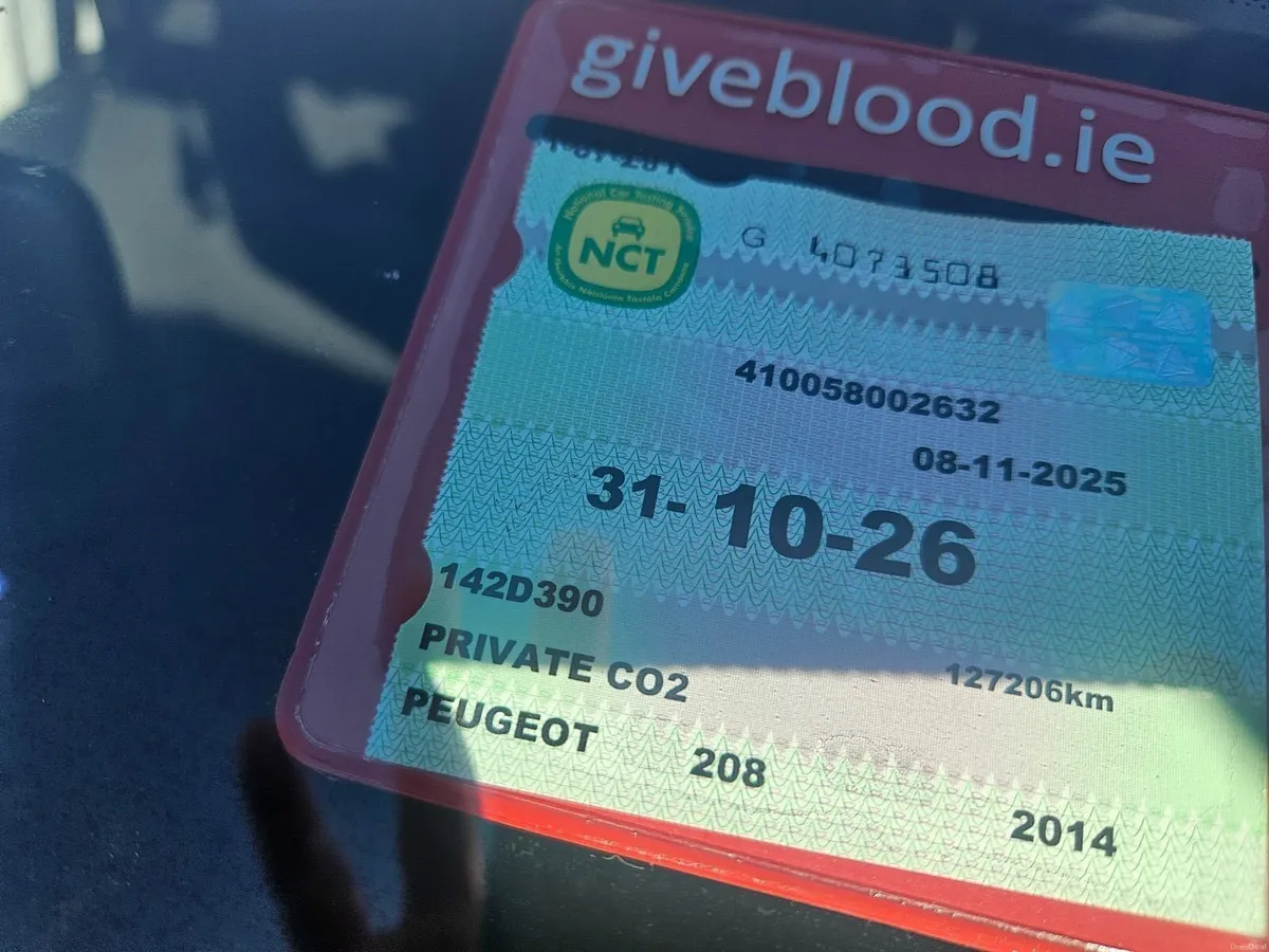 Peugeot 208 2014 - Image 1