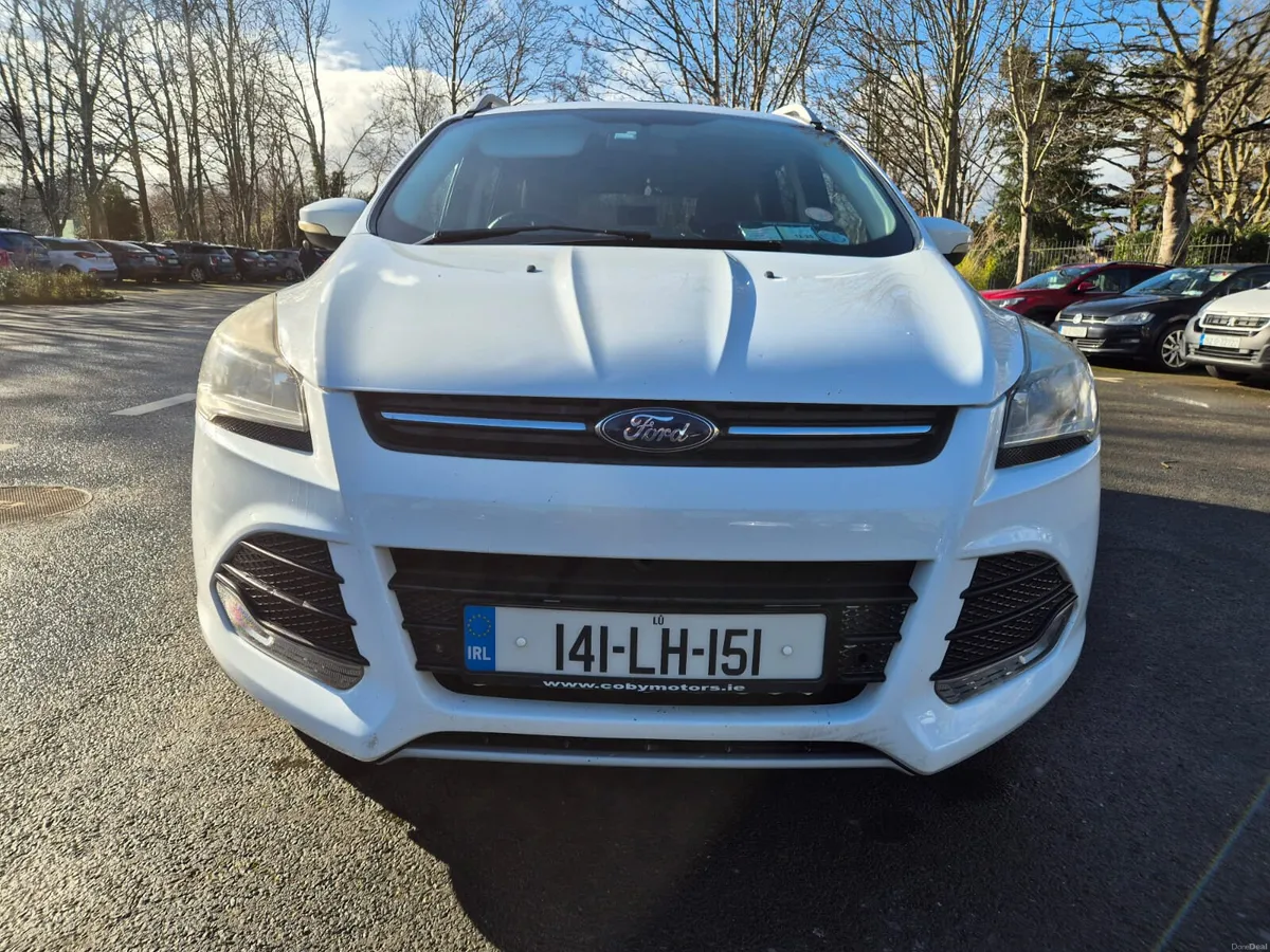 STUNNING Ford Kuga 2014 4X4 AUTOMATIC - Image 2