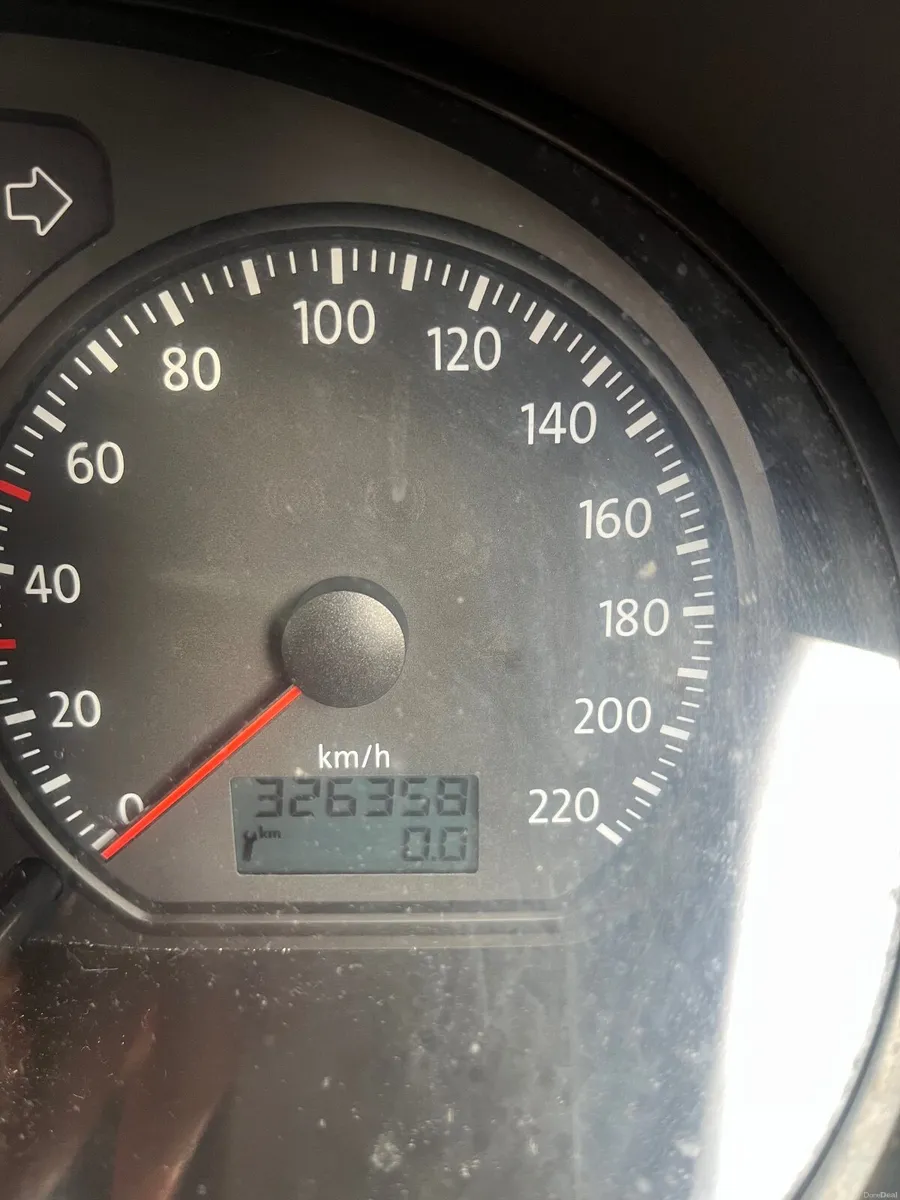 Volkswagen Polo 2008 - Image 4