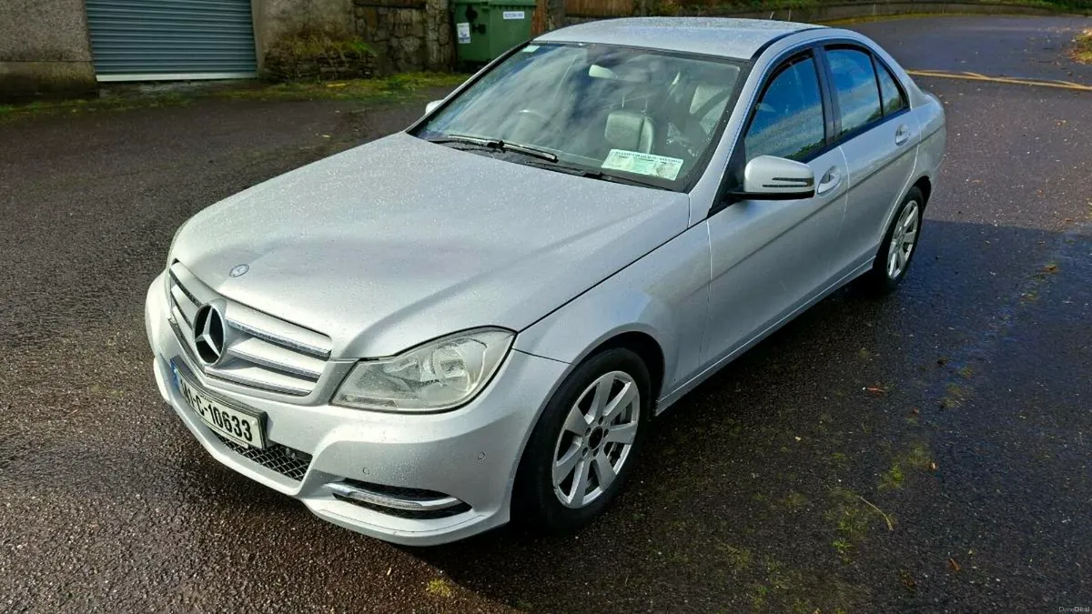 Mercedes C220D Avantgarde Sport - Image 3