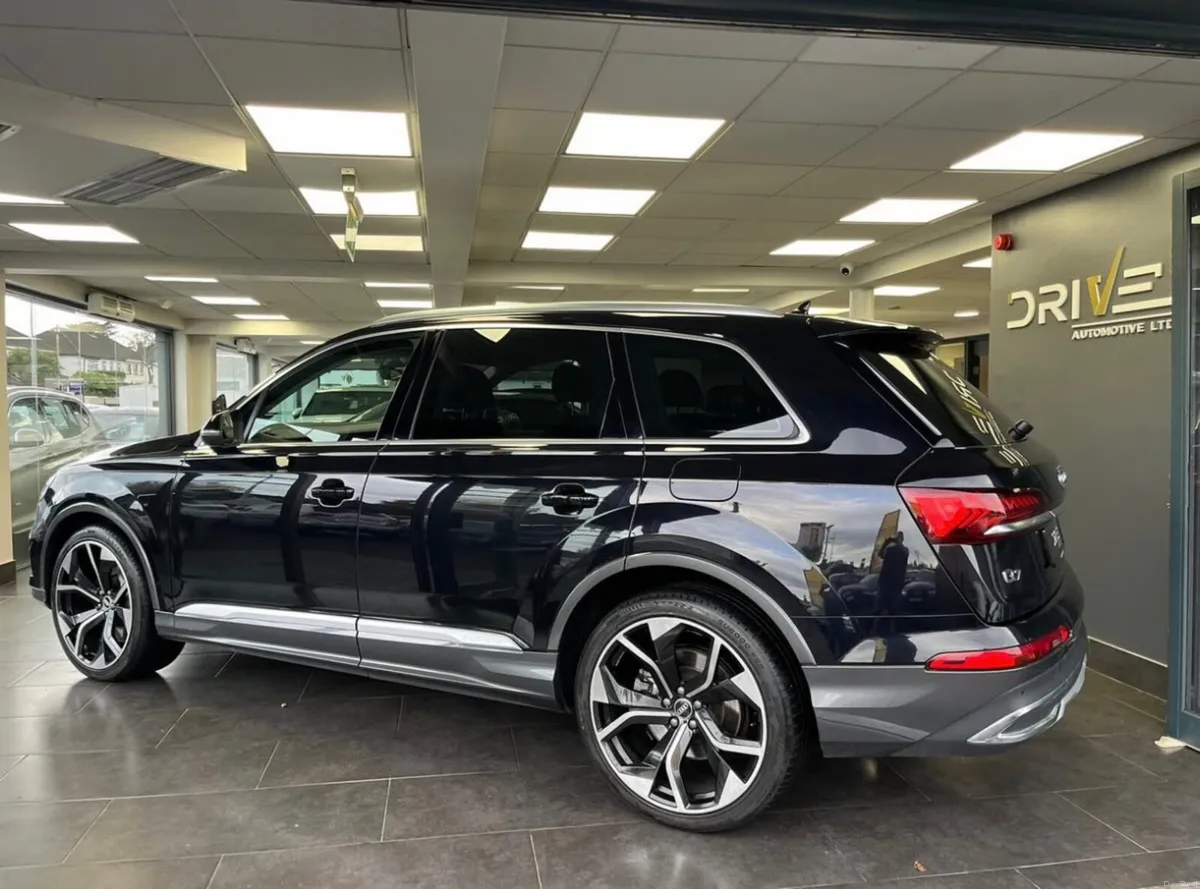 Audi Q7 2020 45 TSI S-Line - Image 2