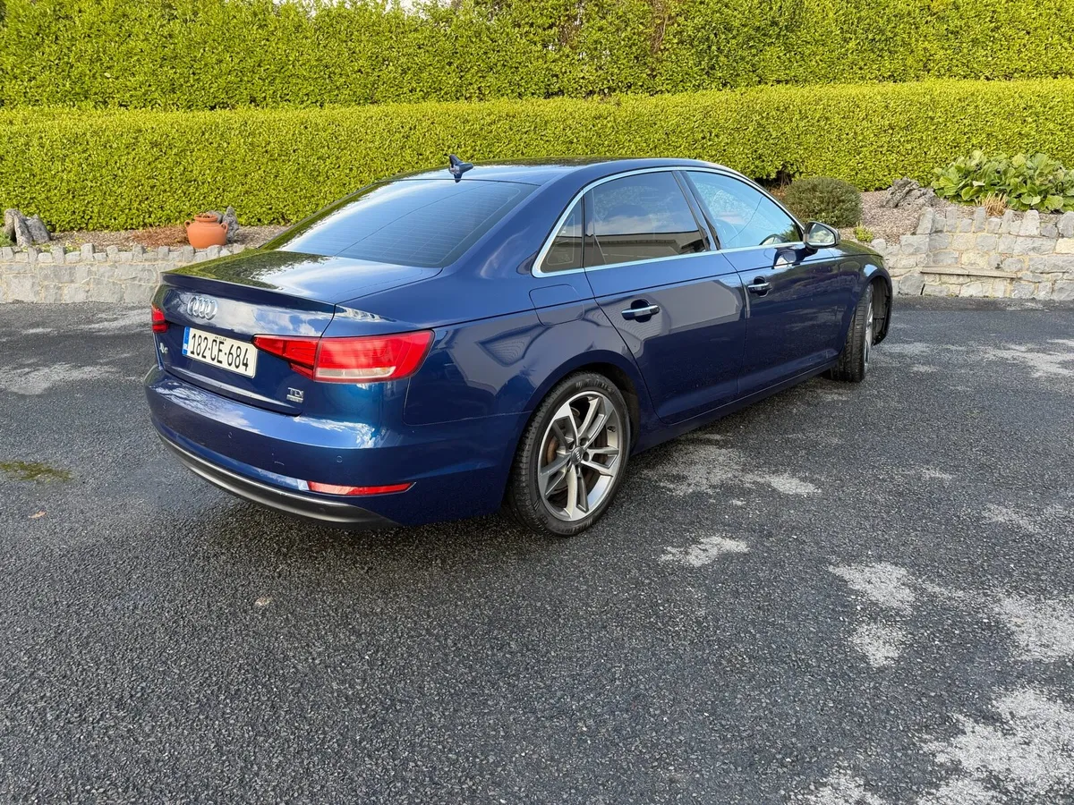 182 Audi A4 - Image 4