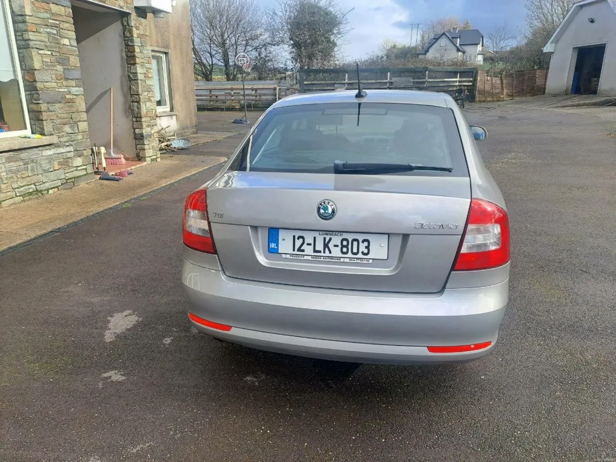 Skoda octavia 2012 - Image 4