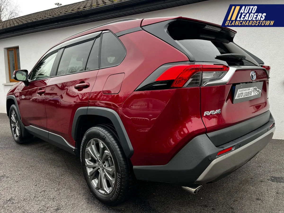 TOYOTA RAV4 2.5 HYBRID SOL AUTO 218 BHP LEATHER - Image 4