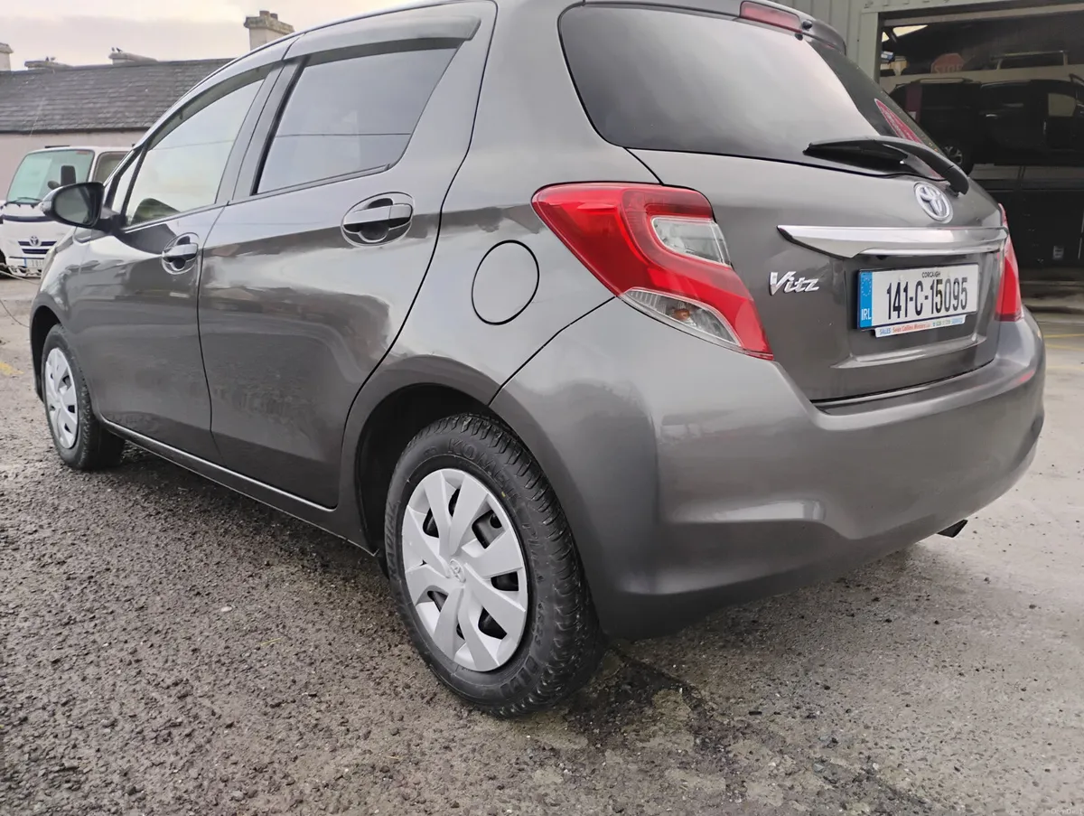 Toyota Vitz 2014 - Image 4
