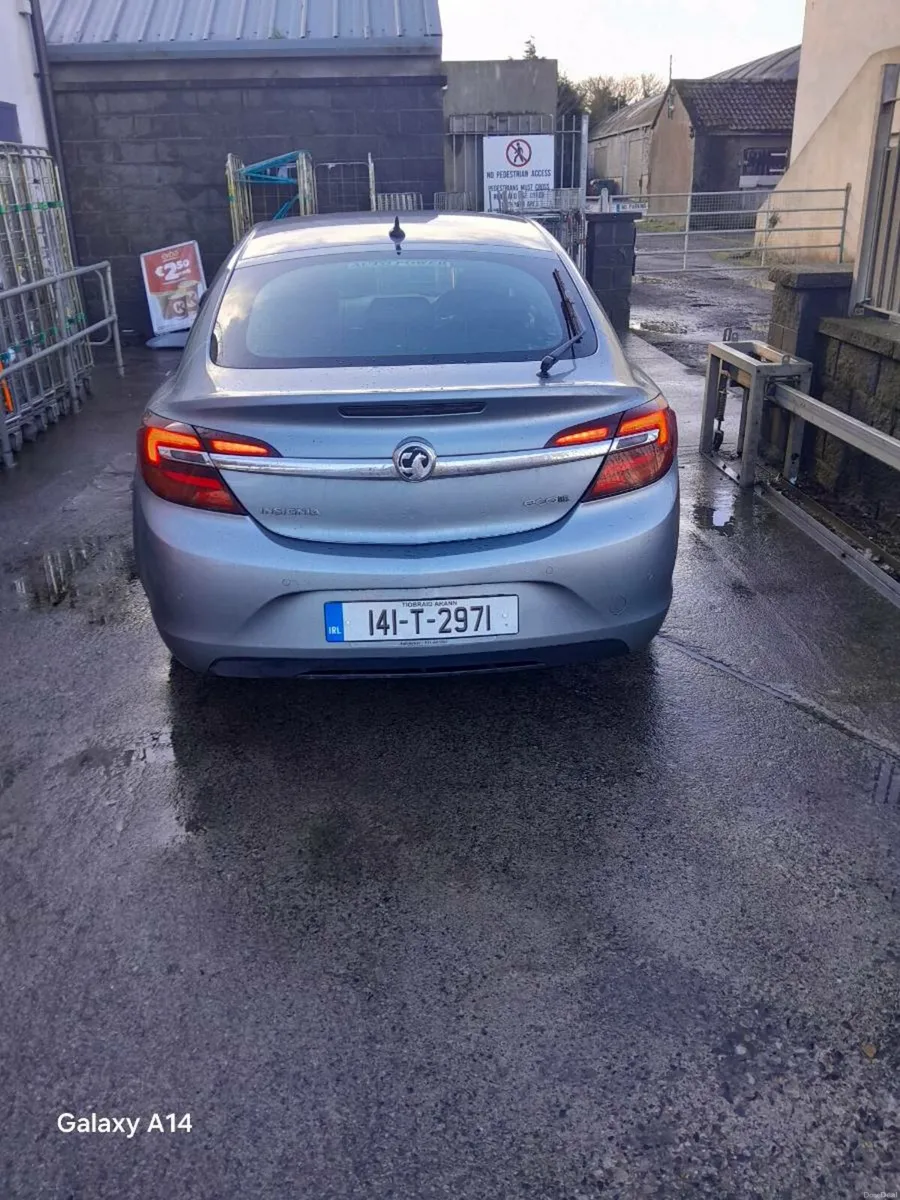 14 Vauxhall insignia nctd taxed low milage - Image 3