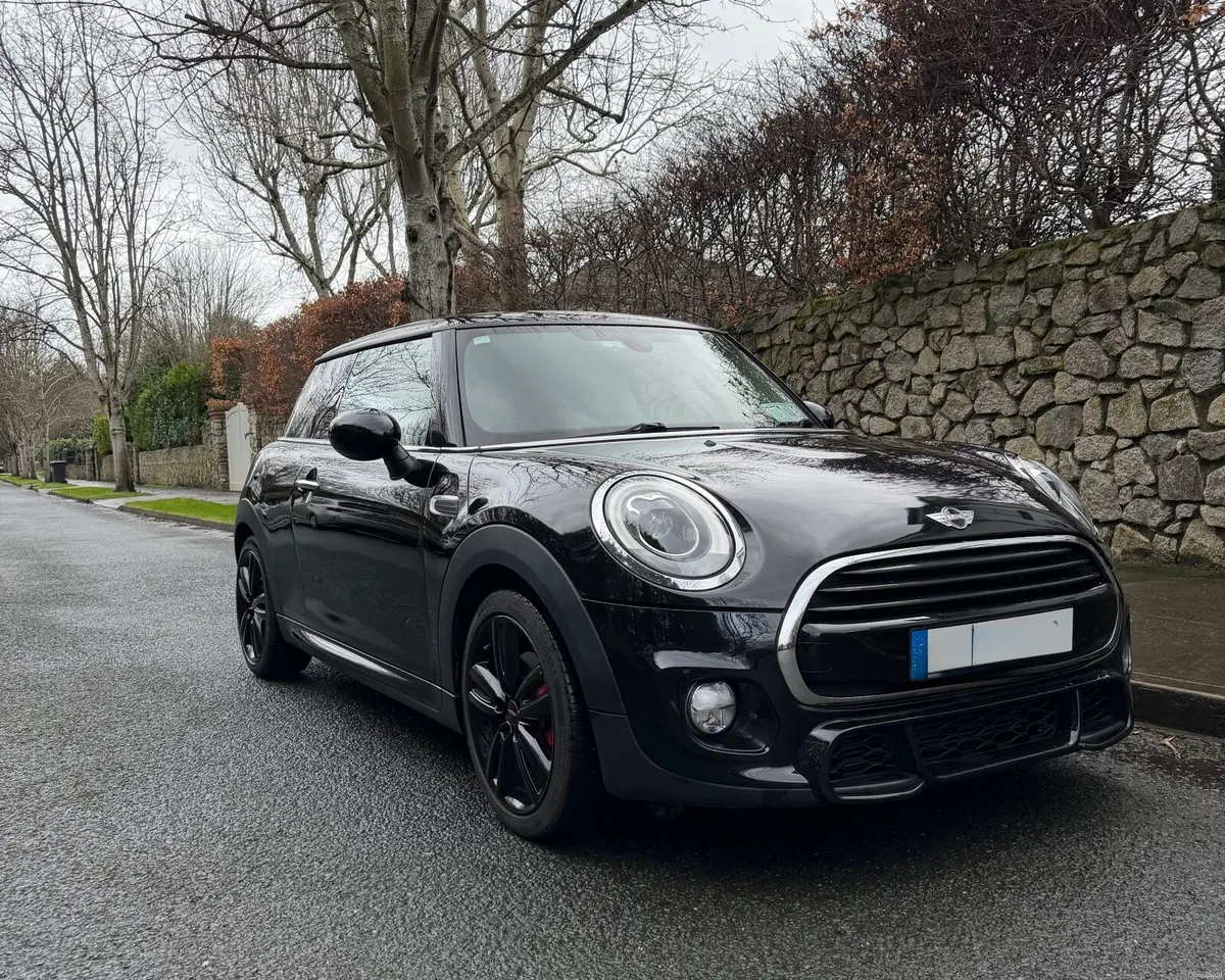 2018 MINI Cooper 1.5 Petrol – JCW Body Kit - Image 1