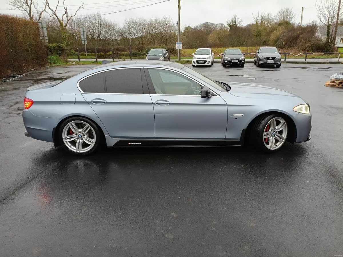 BMW 5-Series 2012 - Image 1