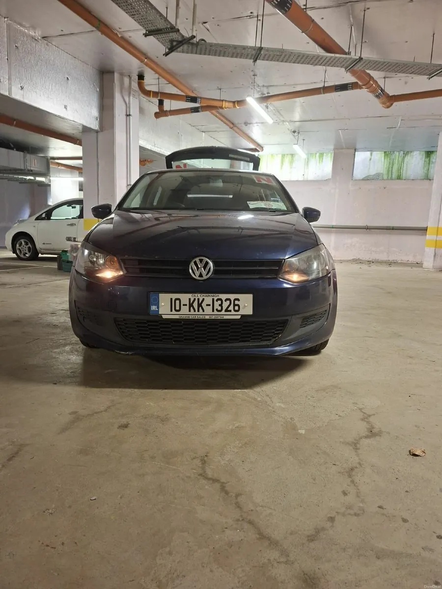 Volkswagen Polo 2010 - Image 2