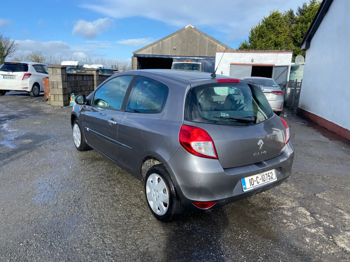 Renault Clio 2010 nct and taxed - Image 3