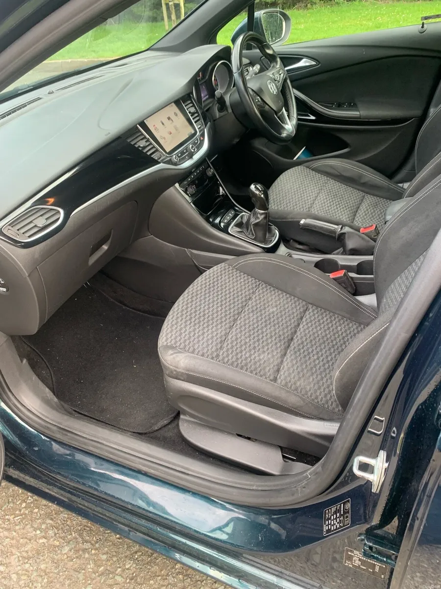 2016 Opel Astra Sri diesel, Nctd 5/28, tax 3/26 - Image 6
