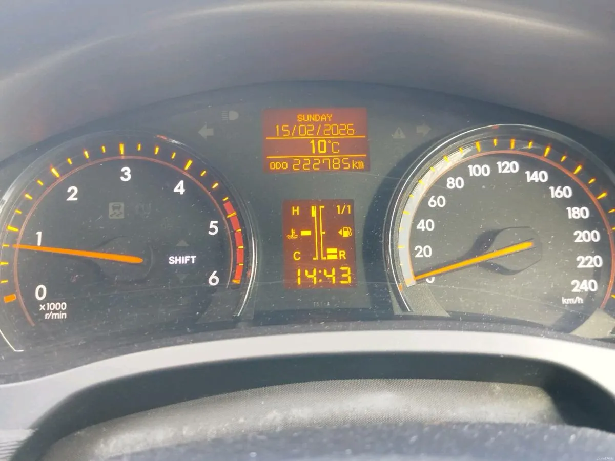 2011 Toyota Avensis D4D - Image 4