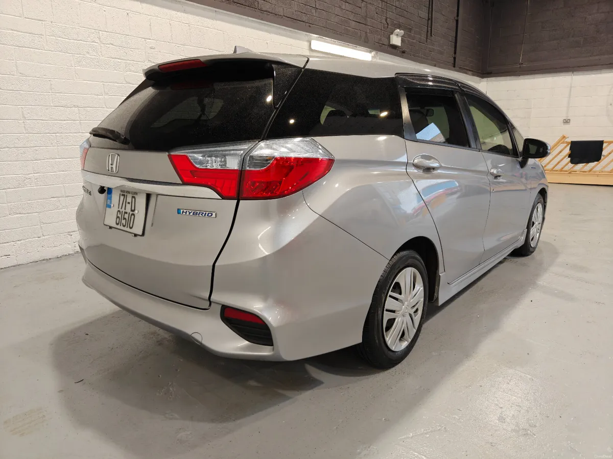 2017 HONDA SHUTTLE HYBRID AUTOMATIC - Image 3