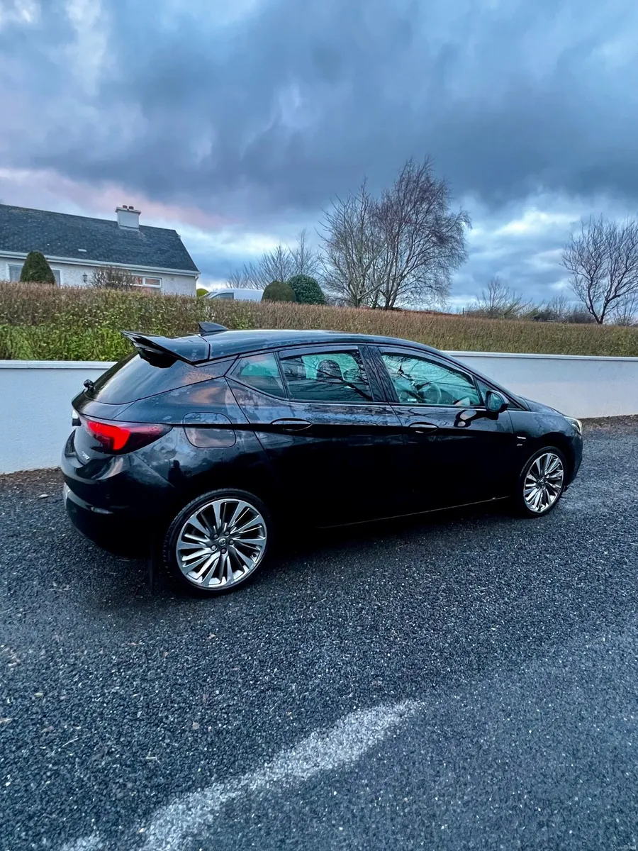 Vauxhall Astra 2016 - Image 2