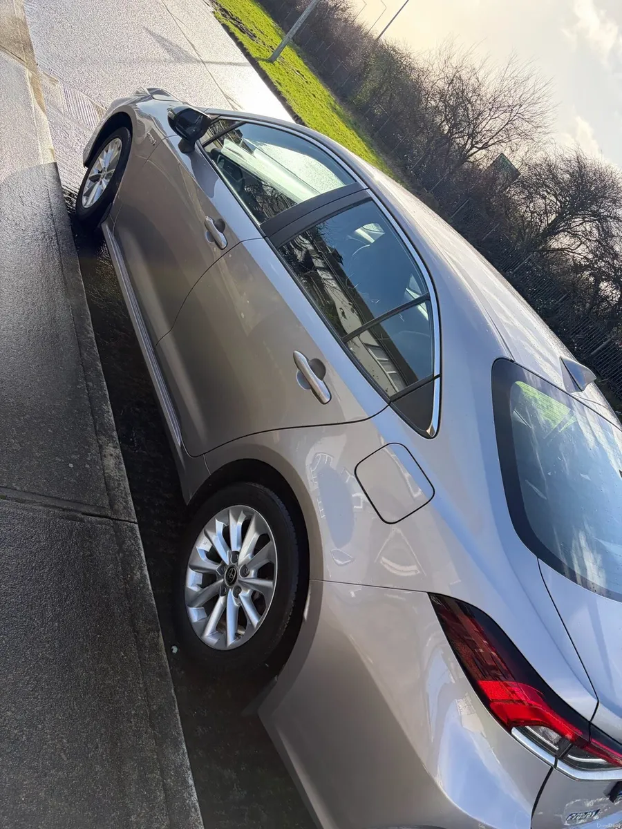 2021 Toyota Corolla - Image 3