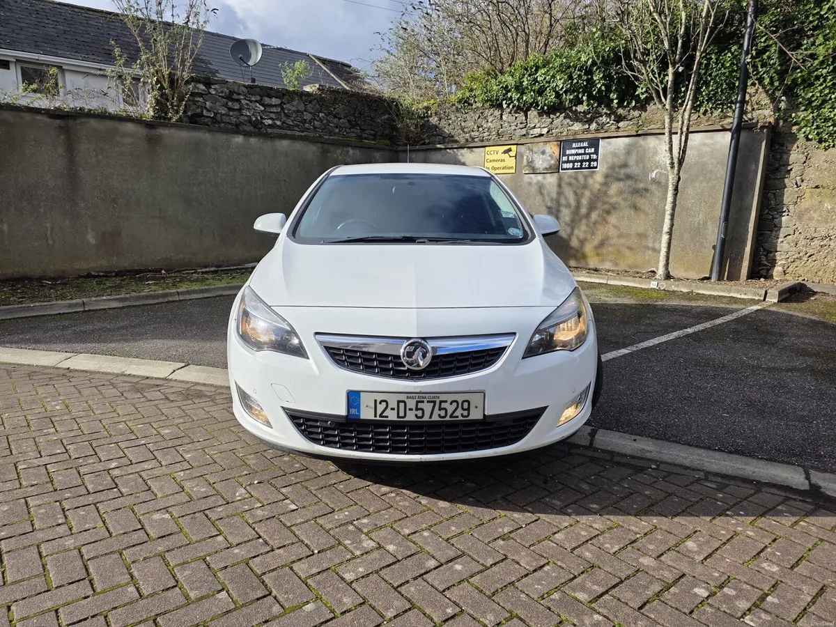 Astra 12 nct 02/27 tax 02/26 with warranty - Image 4